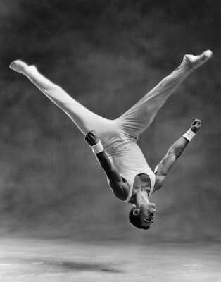 Nicholas Daines cartwheel