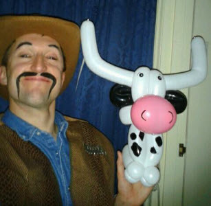 Rubber Ritchie cowboy balloon modeller