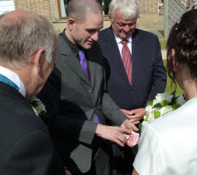 Duncan Williams Wedding magician Nottingham Derby UK