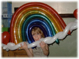 Somewhere under the rainbow - balloon model by Paul Grundle.