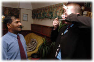 Paul Grundle amazes a guest