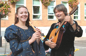 Mike and Tamsyn medieval duo