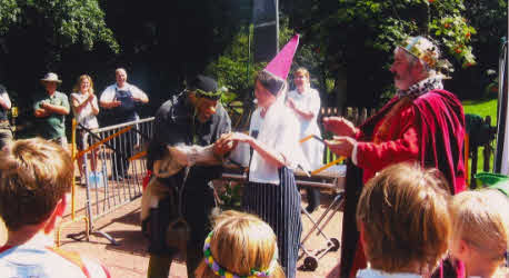 Simple Tom wedding ceremony Sherwood Forest