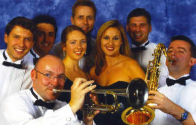 Scratch the Cat eight piece function band