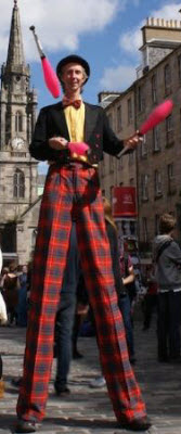juggling stiltwalker