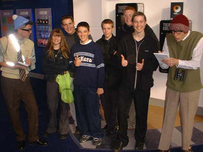 Walkabout act The Geeks