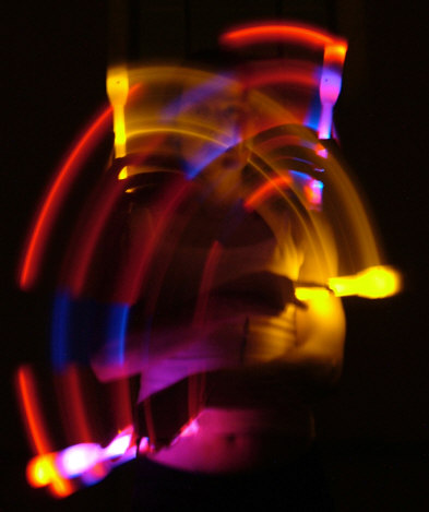 Urban Circus glo club juggling