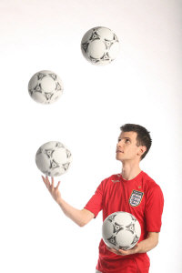 Sam Veale, football juggler
