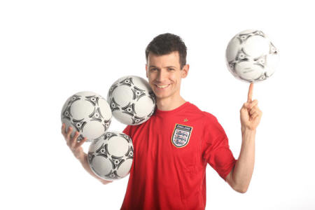 Sam Veale spinning football