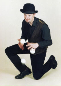 Stuart Hill bounce juggling