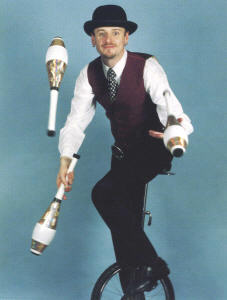 Stuart Hill, jugger and unicyclist