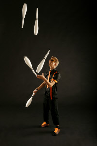 Jon club juggler