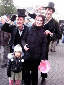 Victorian pickpockets from aurorascarnival.co.uk