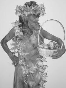 Classical Human Statues from circusperformers.co.uk and aurorascarnival.co.uk