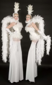 Christmas snowgirls on stilts from circusperformers.co.uk and aurorascarnival.co.uk
